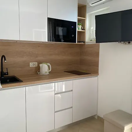 Apartment Topic -
