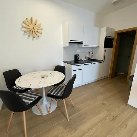 Topic - Apartment Promajna