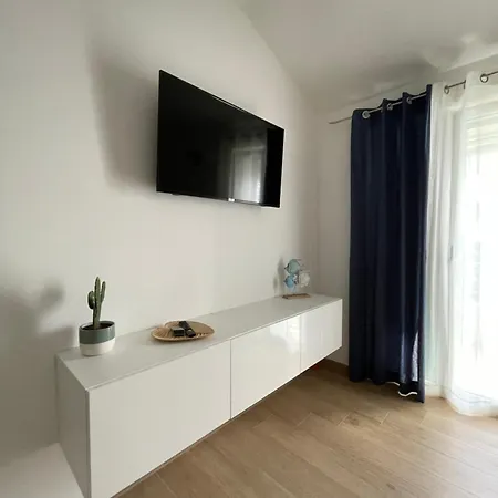 Topic - Apartment Promajna